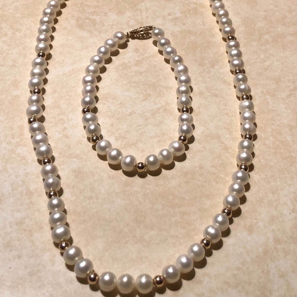 10k Solid Gold Set - image 4